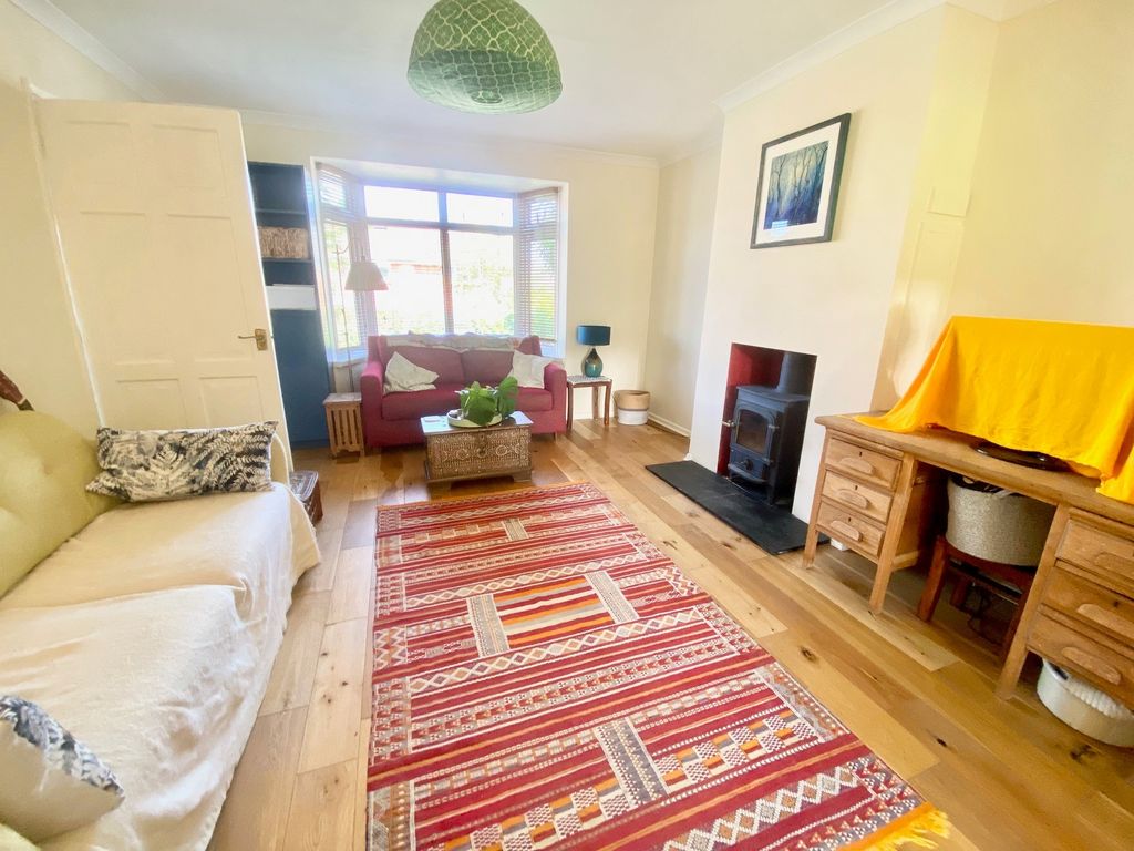 Property photo 3 of 18 Image