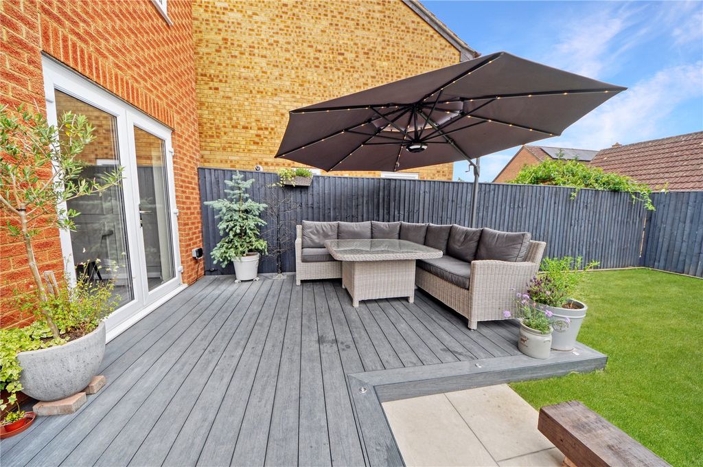 Property photo 2 of 35 Picture No. 31