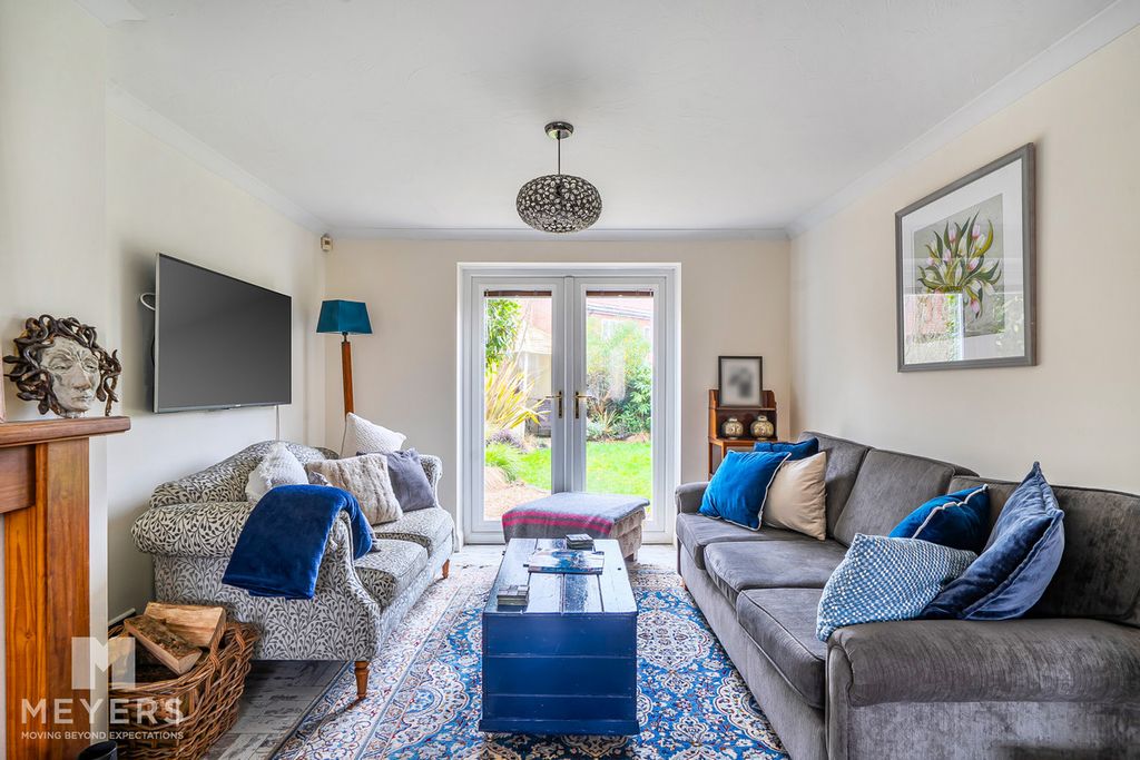 Property photo 3 of 22