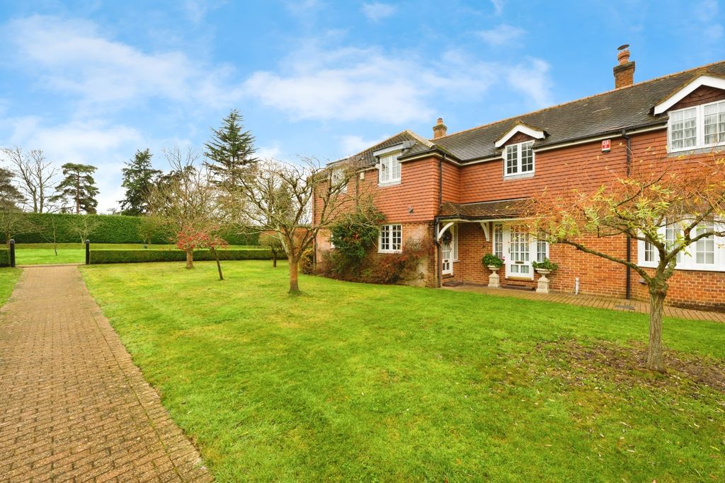 Property photo 1 of 23 Photo