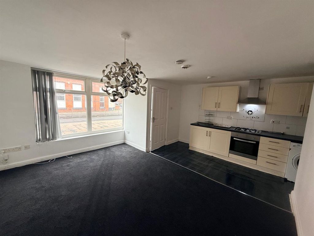 Property photo 2 of 13 Whatsapp Image 2026-03-27 At 12.25.18 (5).Jpeg