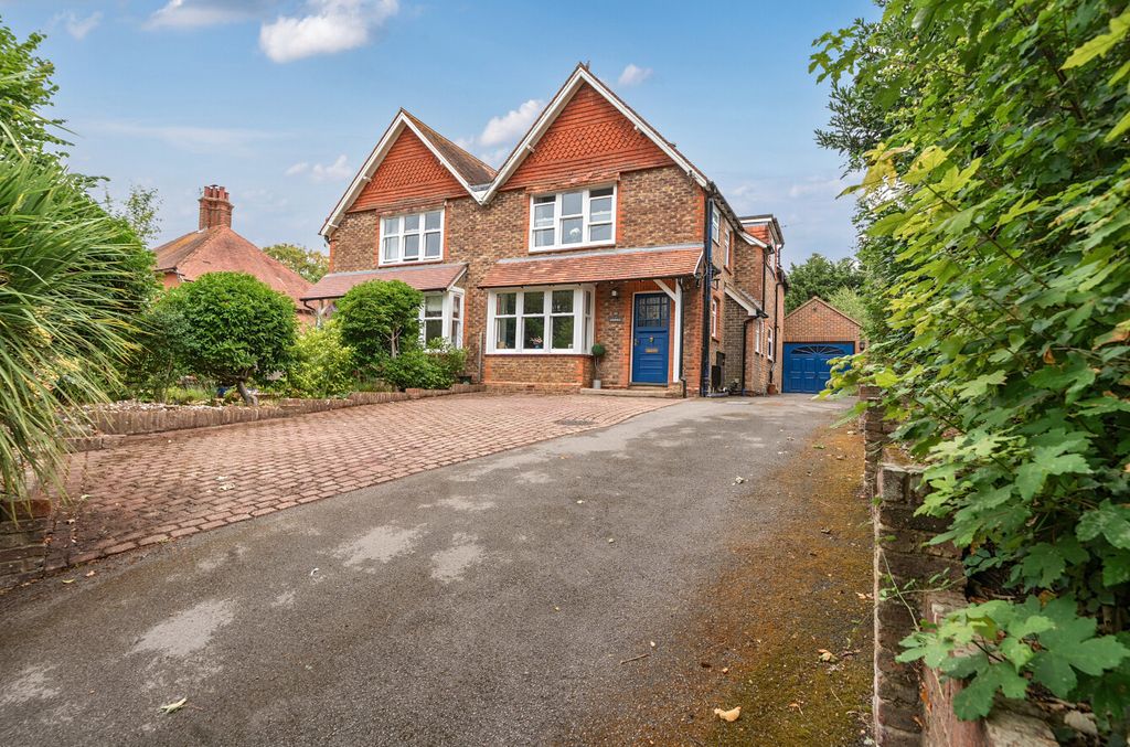 Property photo 1 of 17 1513635-1-1A0442c...