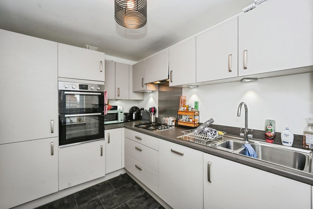 Property photo 3 of 17 Pbox-Img.Jpg