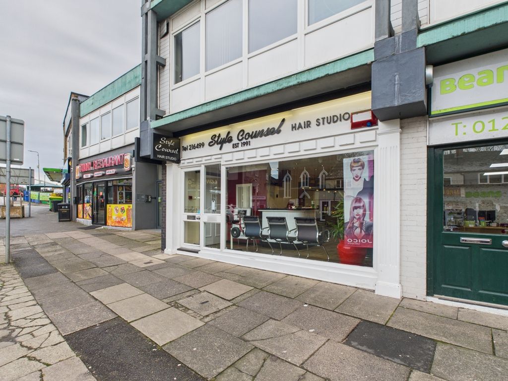 Property photo 1 of 6 Photo 5