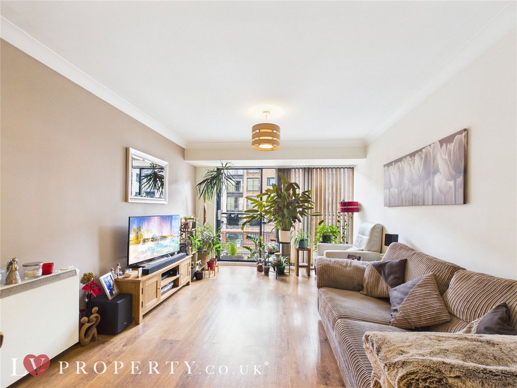 Property photo 1 of 13 Picture No. 05