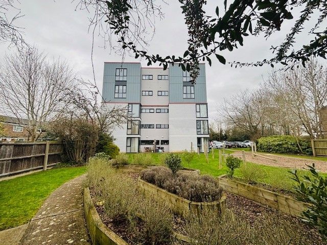 Property photo 1 of 11 Exterior