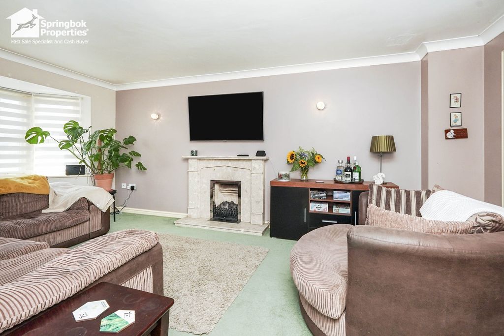 Property photo 2 of 19 1
