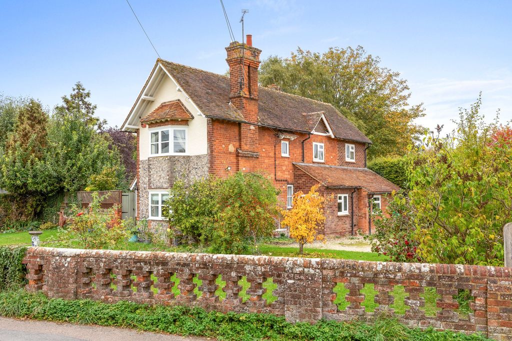 Property photo 1 of 18 The Ramblers