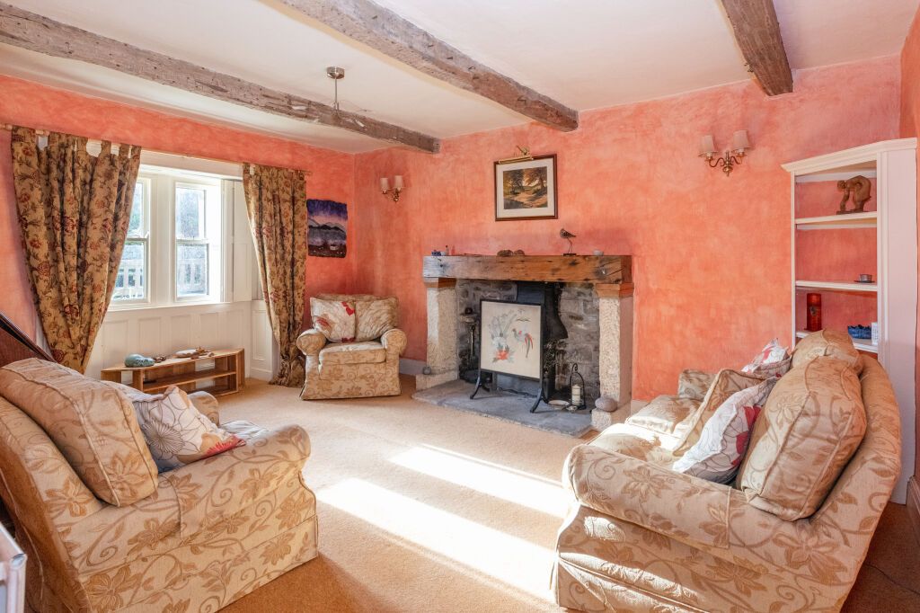 Property photo 2 of 20 Living Room