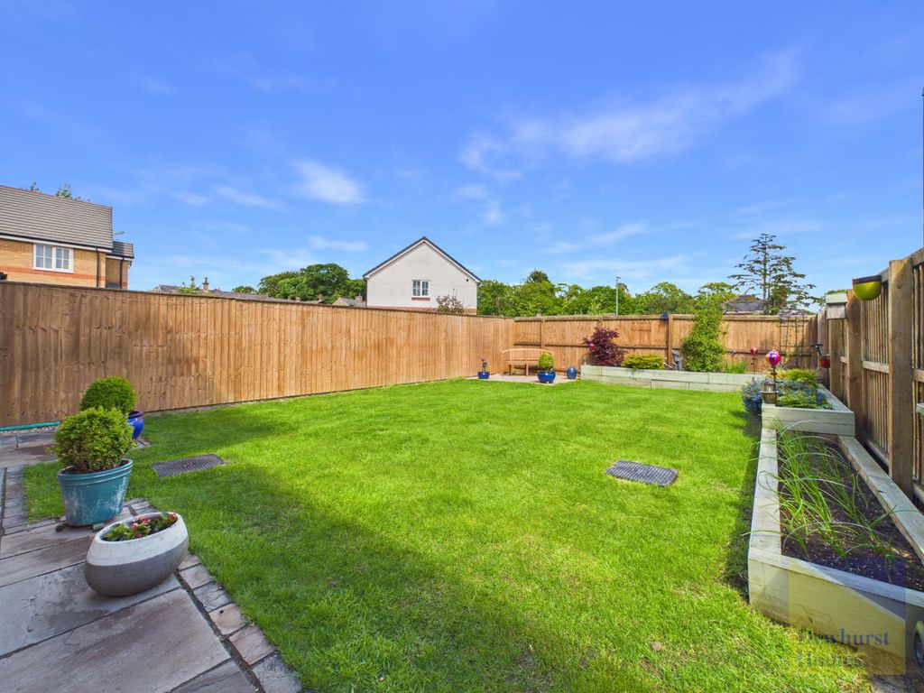 Property photo 3 of 27