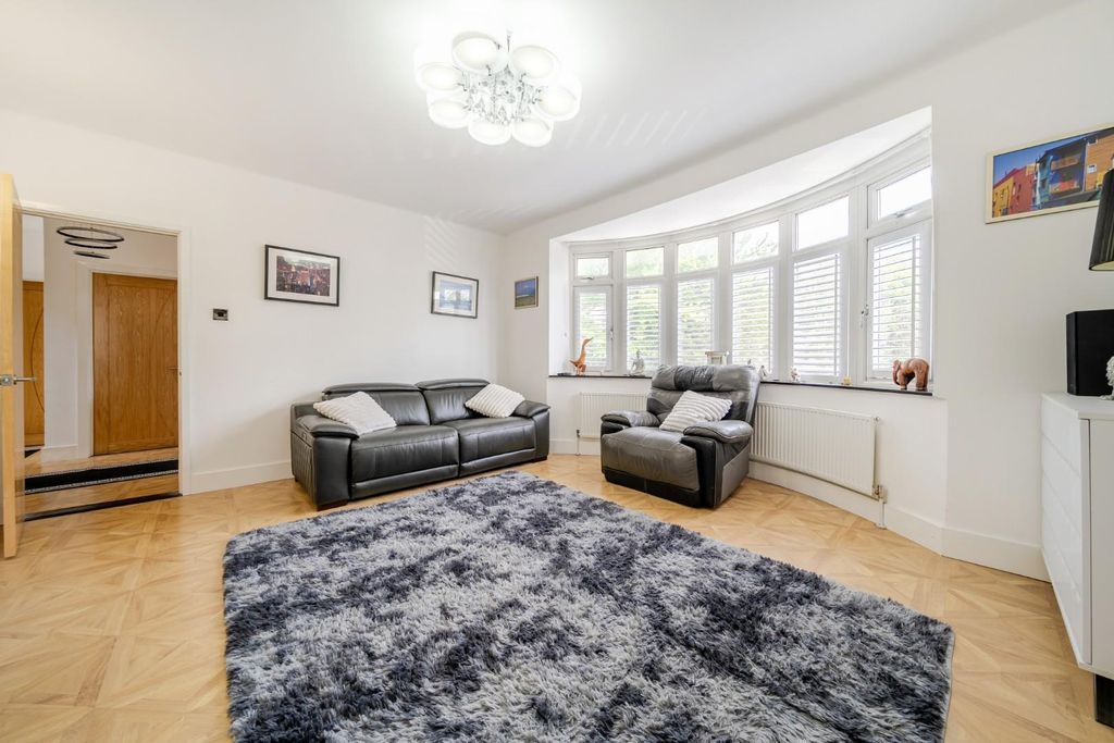Additional image 5 of 5 bed chalet for saleDrayton Lane, Drayton, Portsmouth PO6