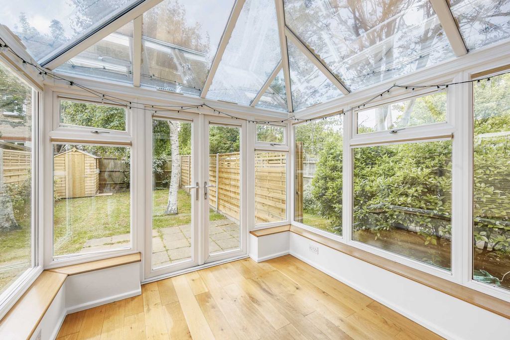 Property photo 3 of 9