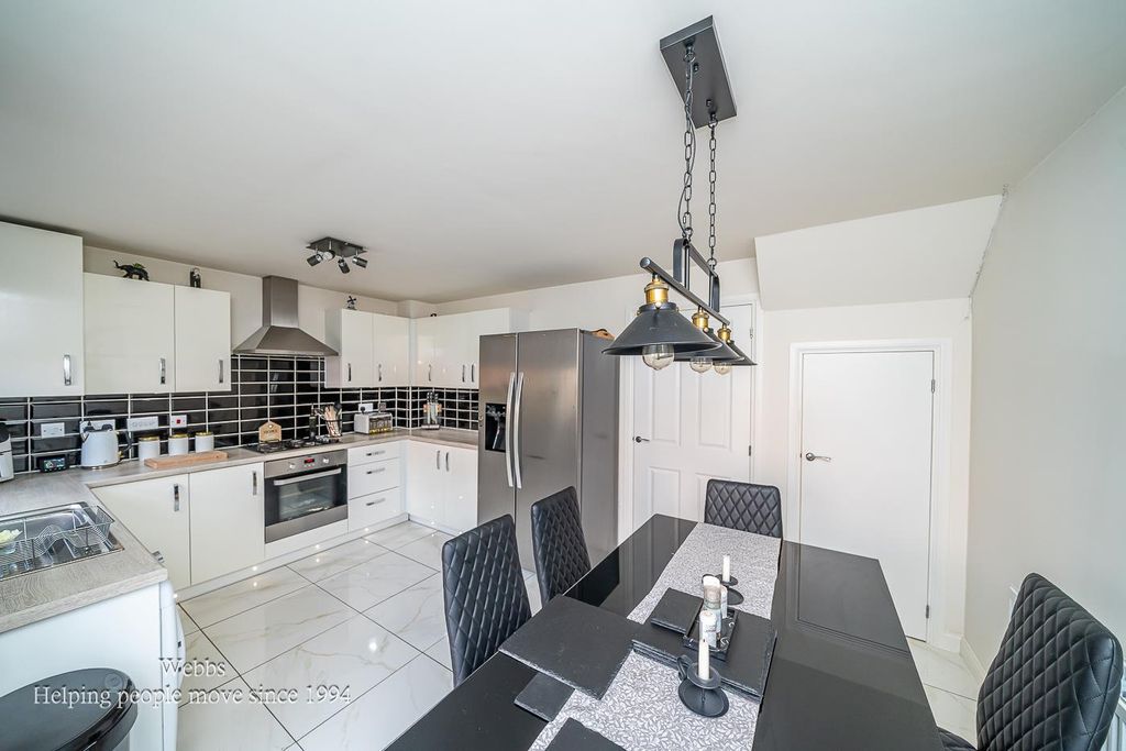 Property photo 3 of 23 Webbs-10.Jpg