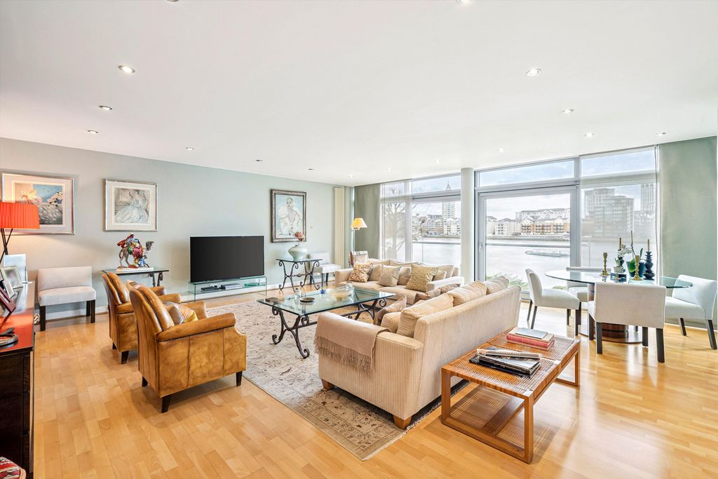 Property photo 1 of 22 Image