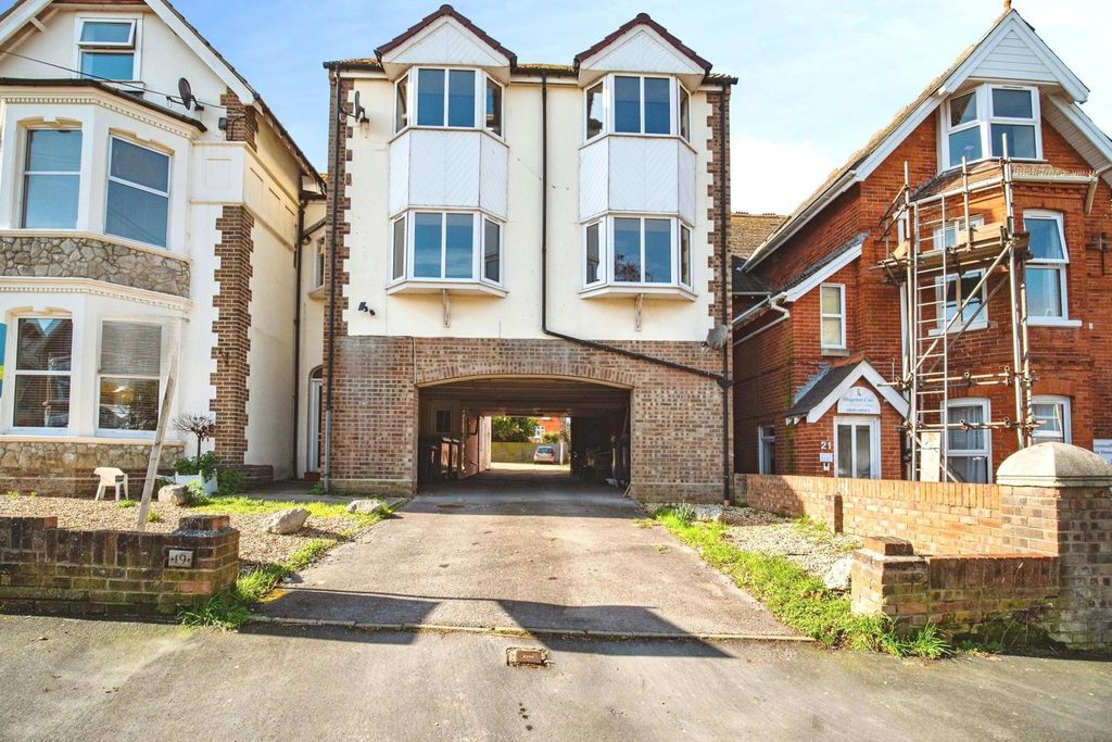 Property photo 1 of 15 Pbox-Img.Jpg