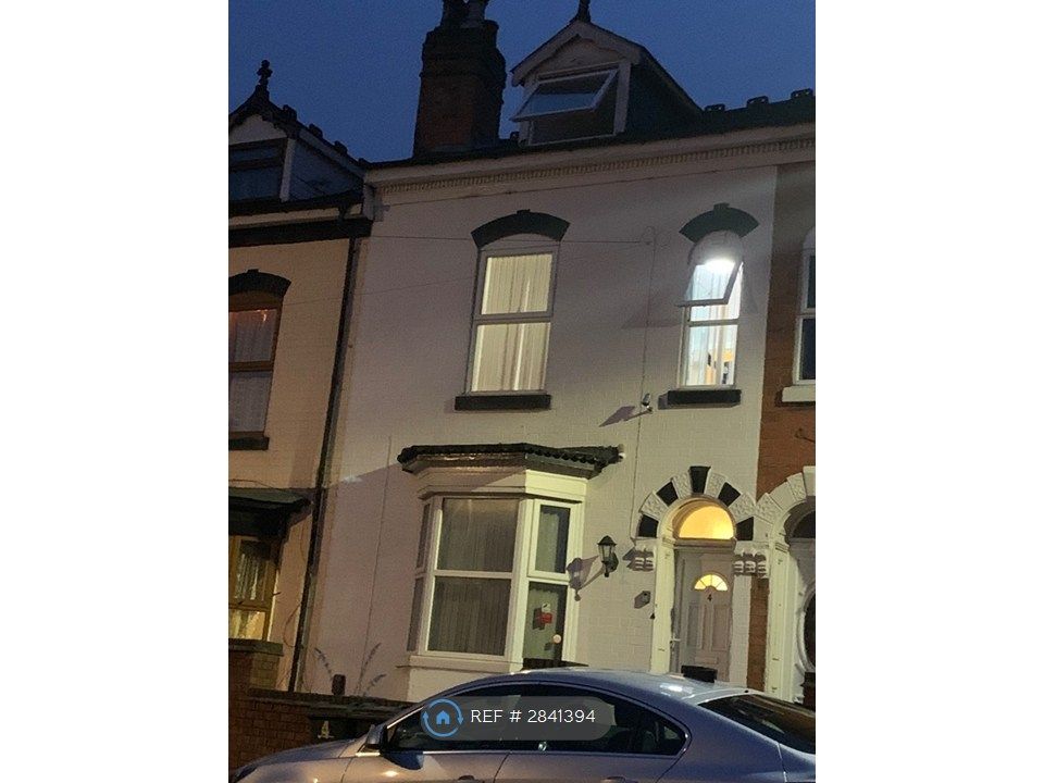 Property photo 2 of 10