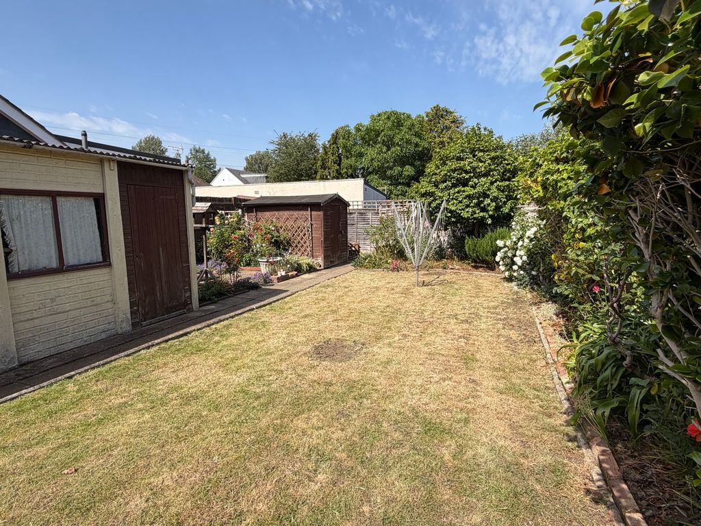 Property photo 2 of 13