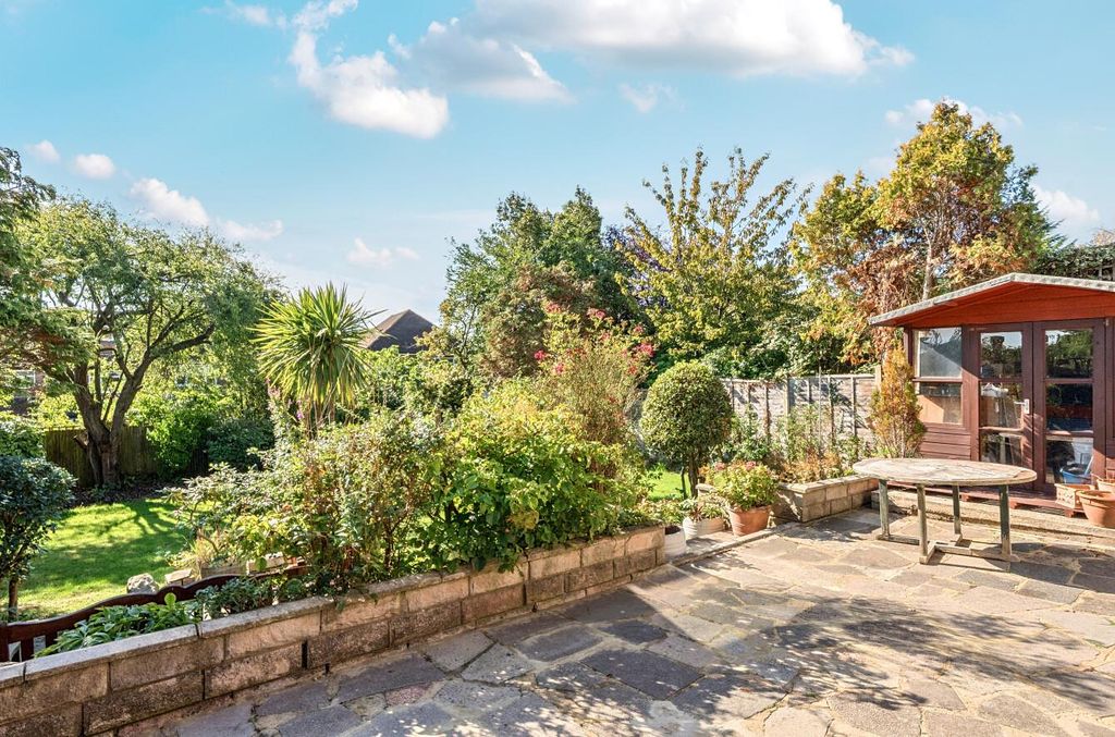 Property photo 3 of 12 1356455-2-68cd2c46E9d88.Jpg