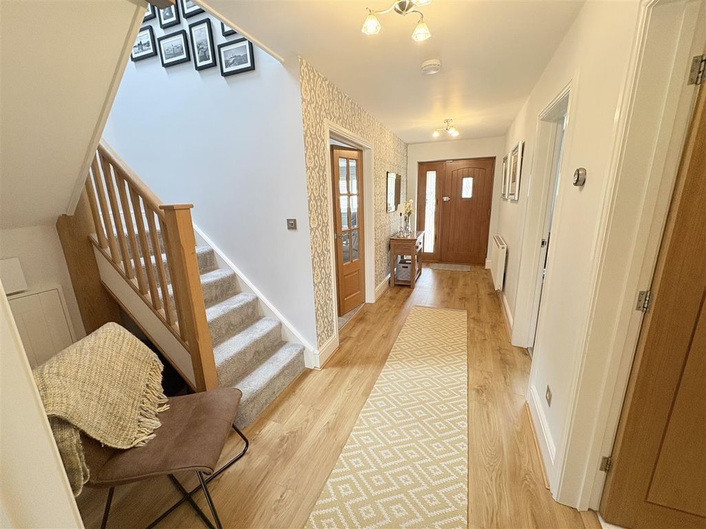 Property photo 3 of 31 Img_5050.Jpeg