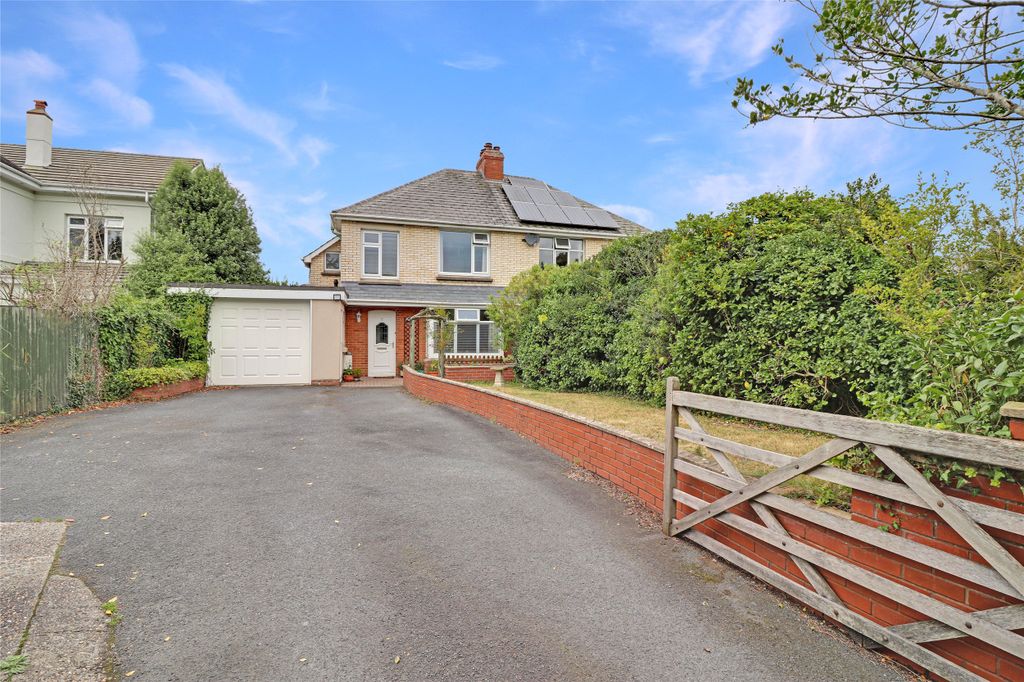 Property photo 1 of 21 Picture No. 05