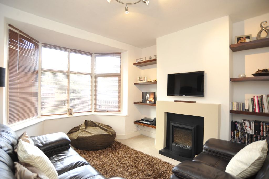 Property photo 3 of 9