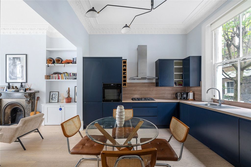 Property photo 3 of 10 Picture No. 51