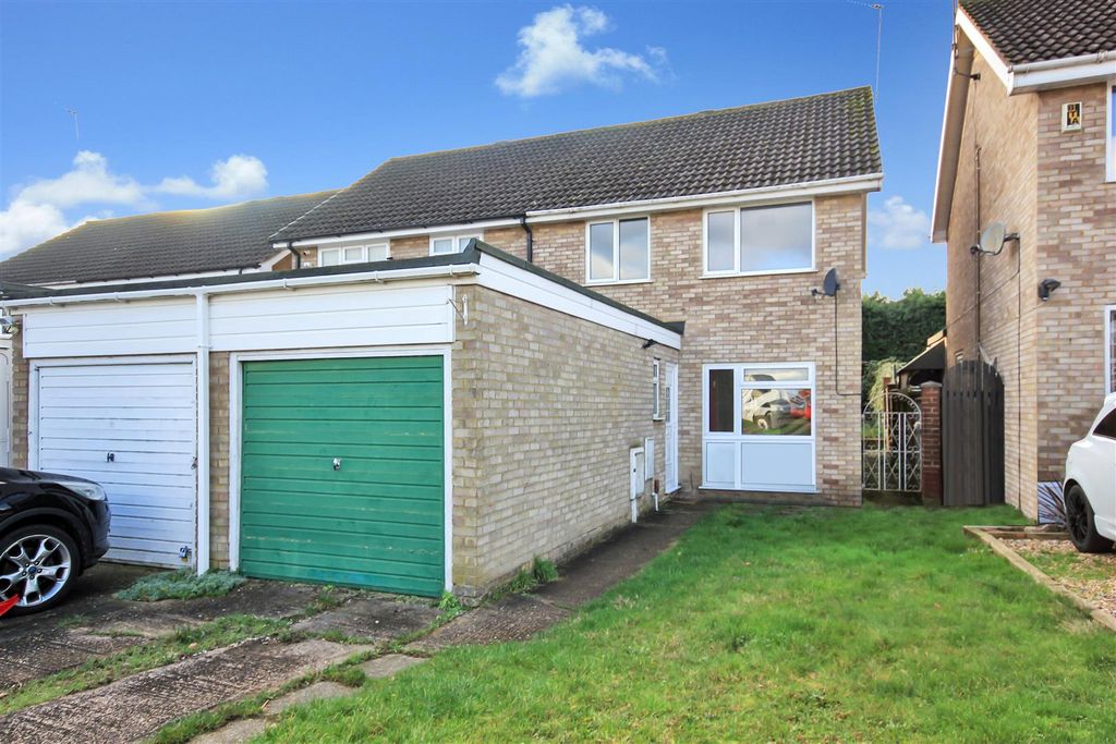 Property photo 1 of 11 Front.Jpg