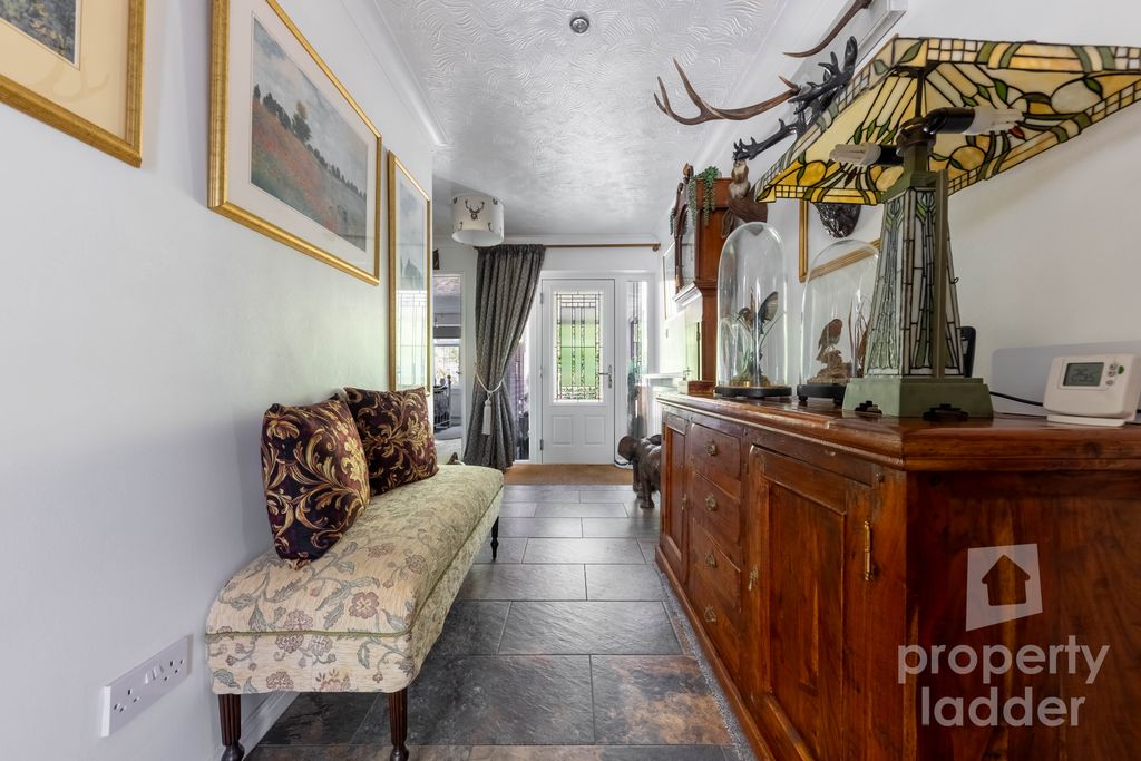 Property photo 2 of 25 Pl-6
