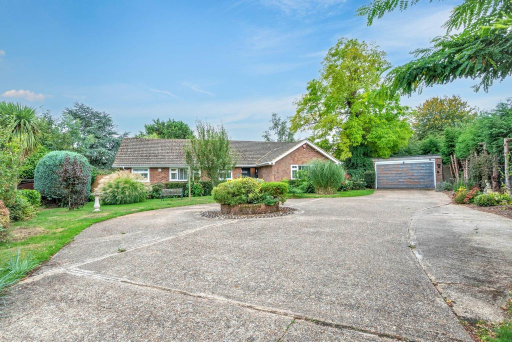 Property photo 1 of 26