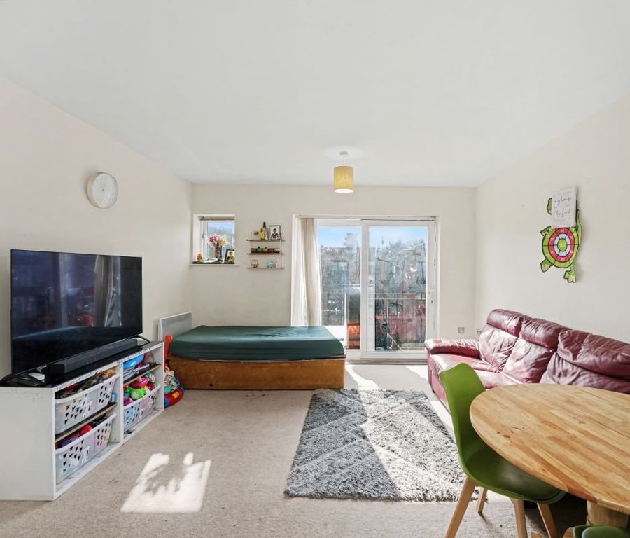 Property photo 2 of 22