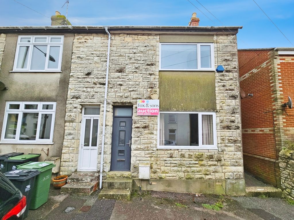 Property photo 1 of 9