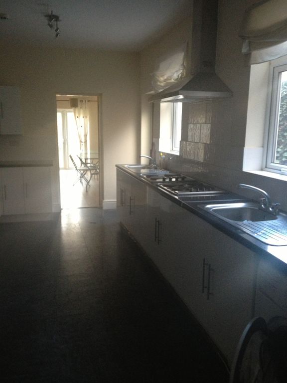 Property photo 2 of 3