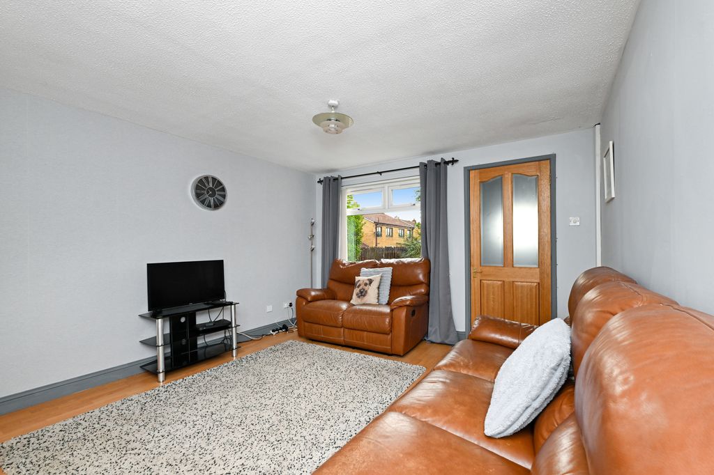 Property photo 2 of 24 Property Image 2