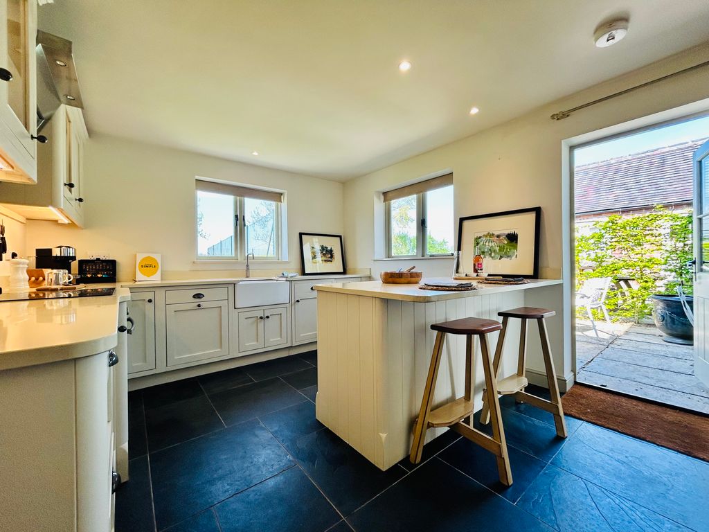 Property photo 2 of 13 Kitchen