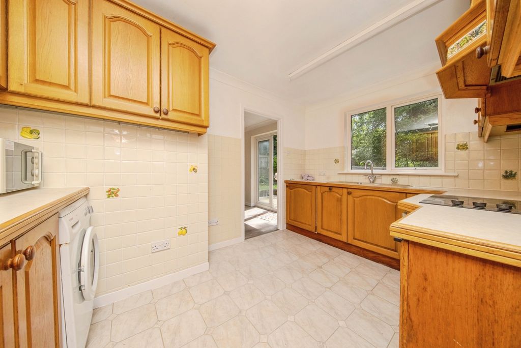 Property photo 3 of 21 Pbox-Img.Jpg
