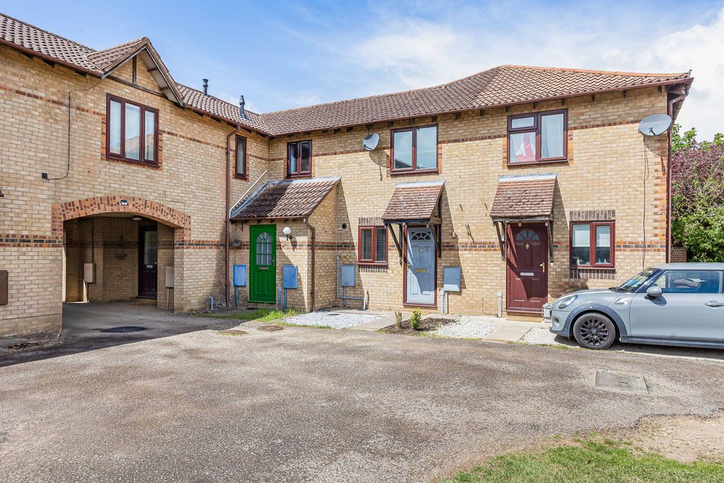 Property photo 1 of 27