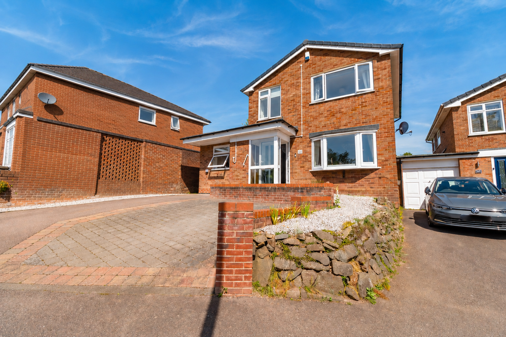 Property photo 1 of 33