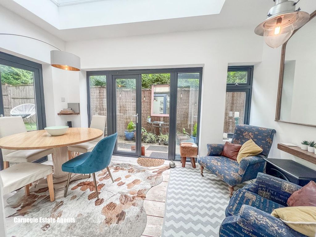 Property photo 2 of 20 Dining Area