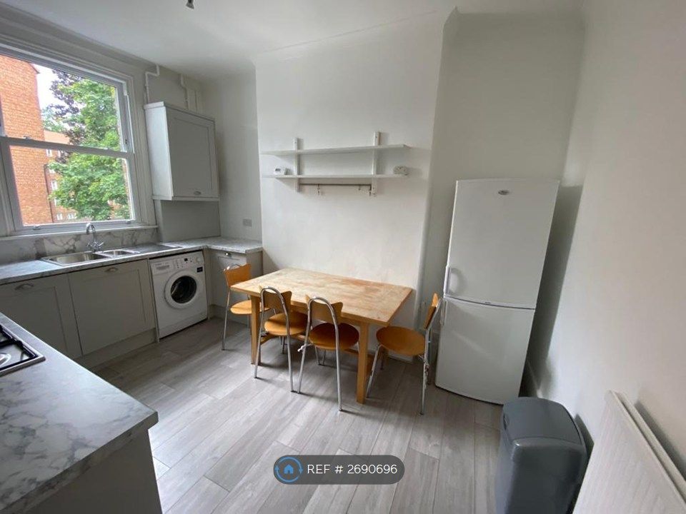 Property photo 2 of 31