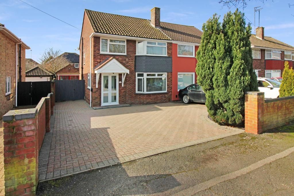 Property photo 1 of 13 Front