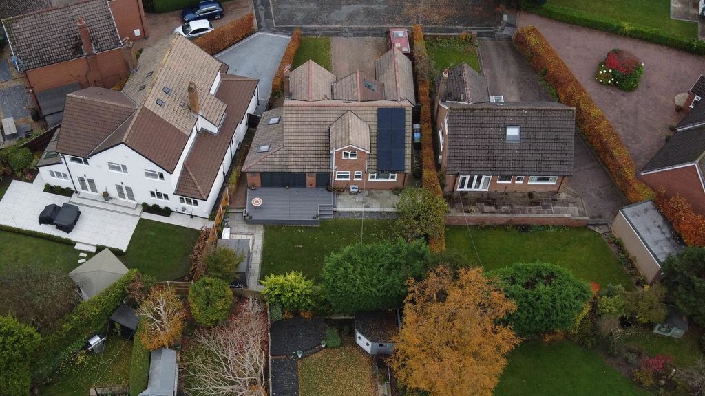 Property photo 1 of 30