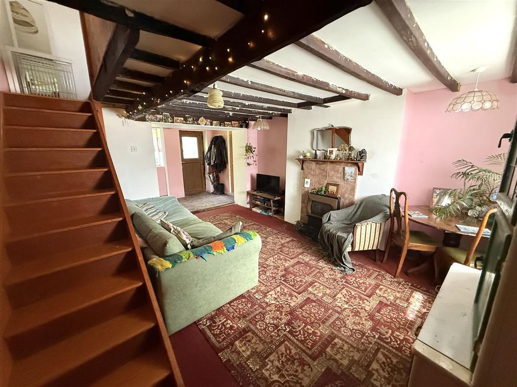 Property photo 3 of 29 Living / Dining Room