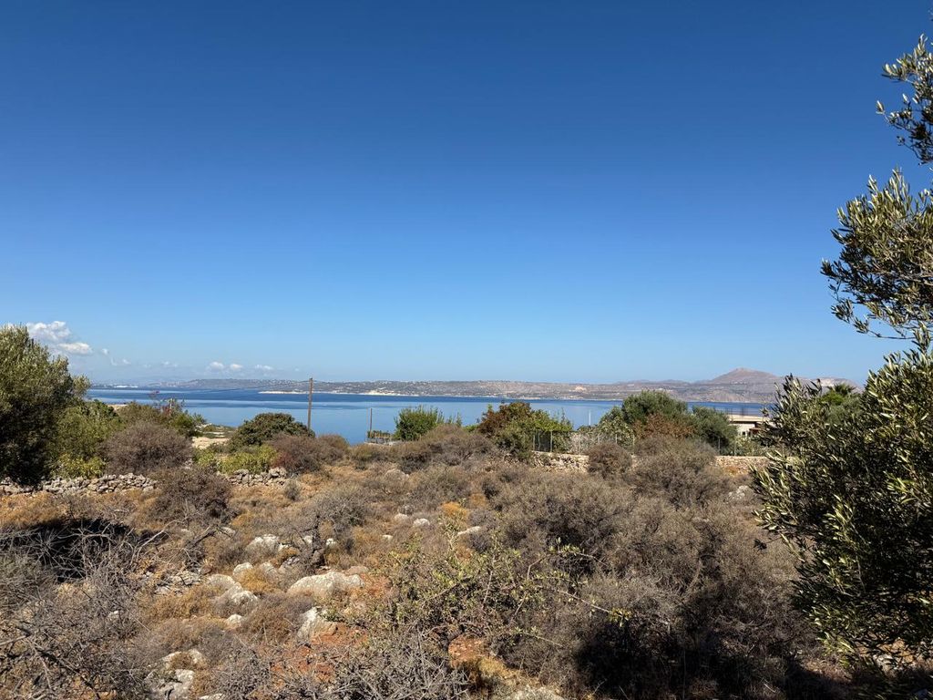 Property photo 2 of 11