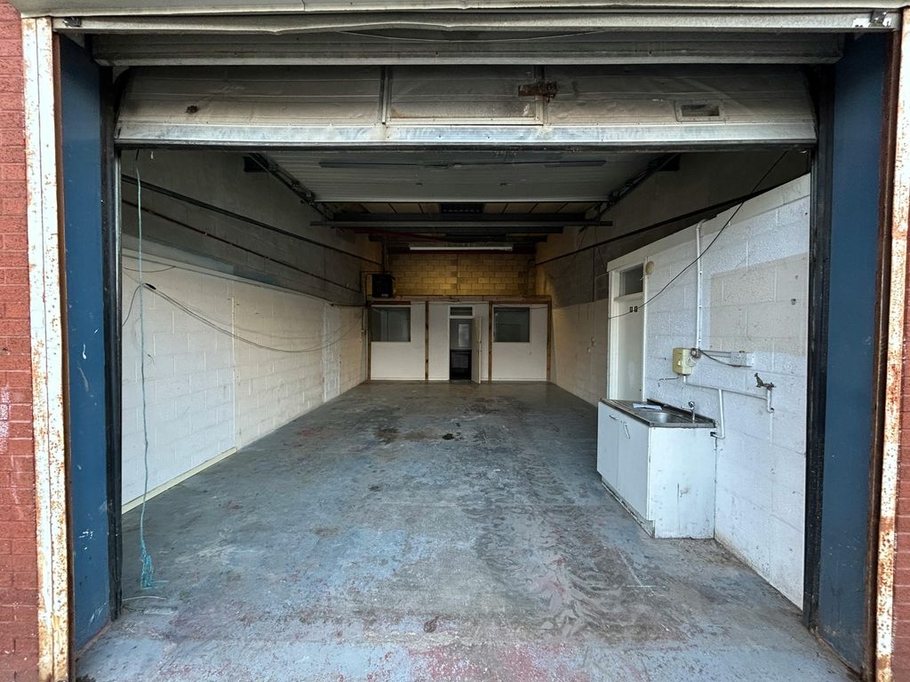 Property photo 2 of 6 Img_0829.Jpg