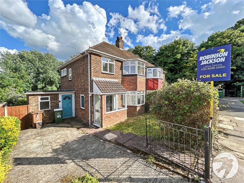 Property photo 1 of 27 Picture No. 23