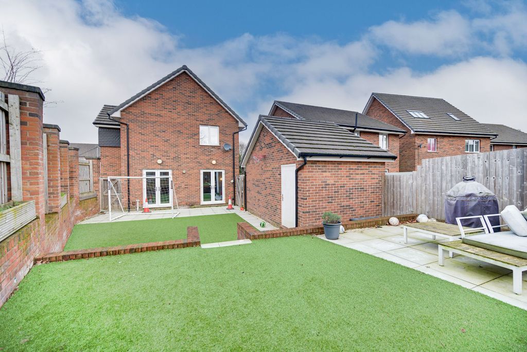 Property photo 2 of 29