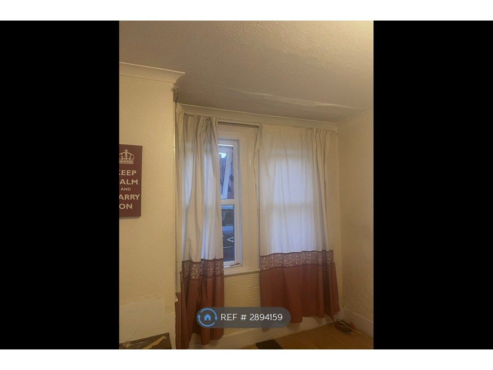 Property photo 3 of 20 Front Room Window