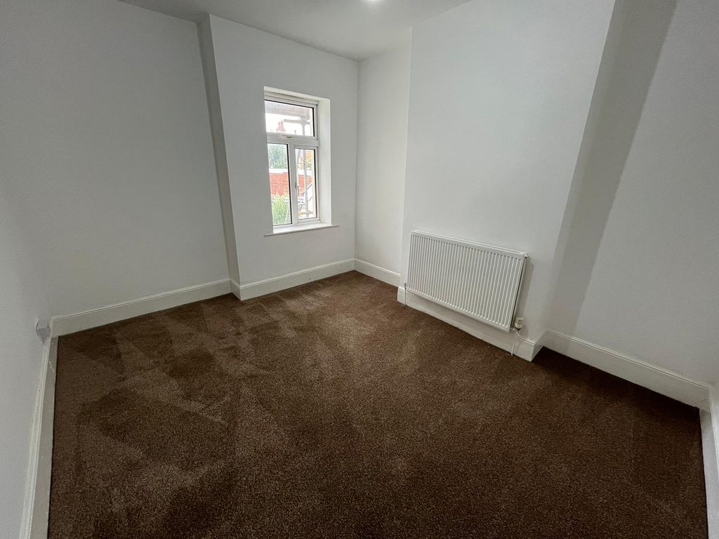 Property photo 2 of 18 Gallery