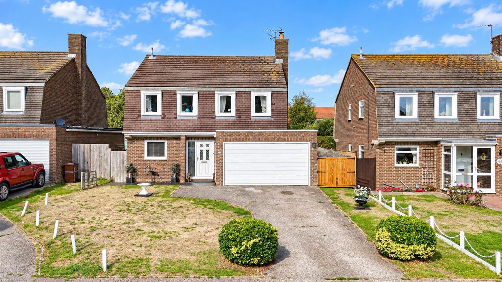 Property photo 1 of 27 137d1575-03A0-4222-8c6d-78c4Bb49E10d.Png