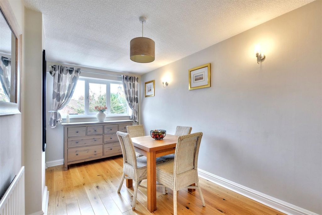 Property photo 3 of 30 Dining Room_1.Jpeg